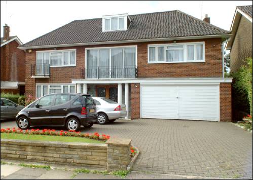 09 Neville Drive